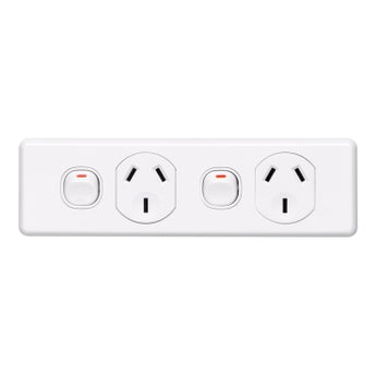 Classic C2000 Series
Switched Socket Outlet